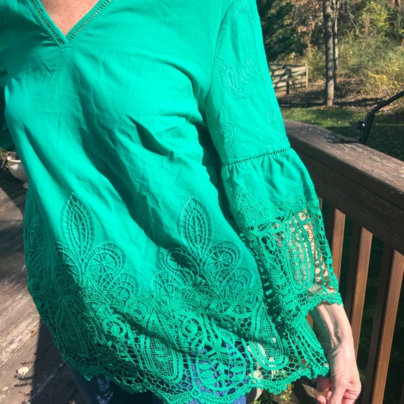 Chico’s Green Cutout Lace Top Shirt 1P,PM 8P-10P - Picture 2 of 10